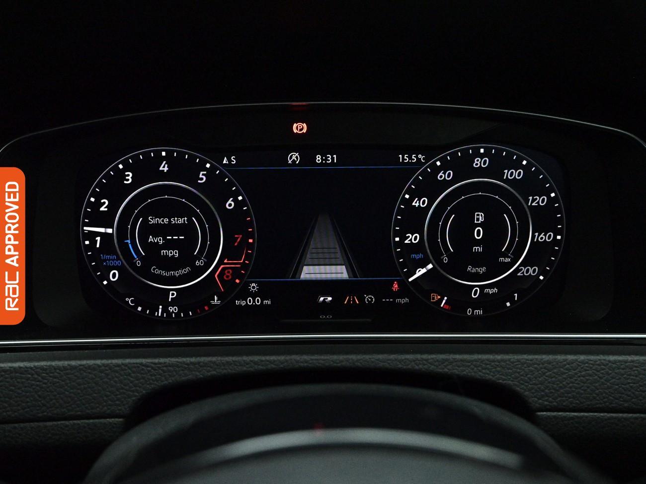 Volkswagen Golf view 11