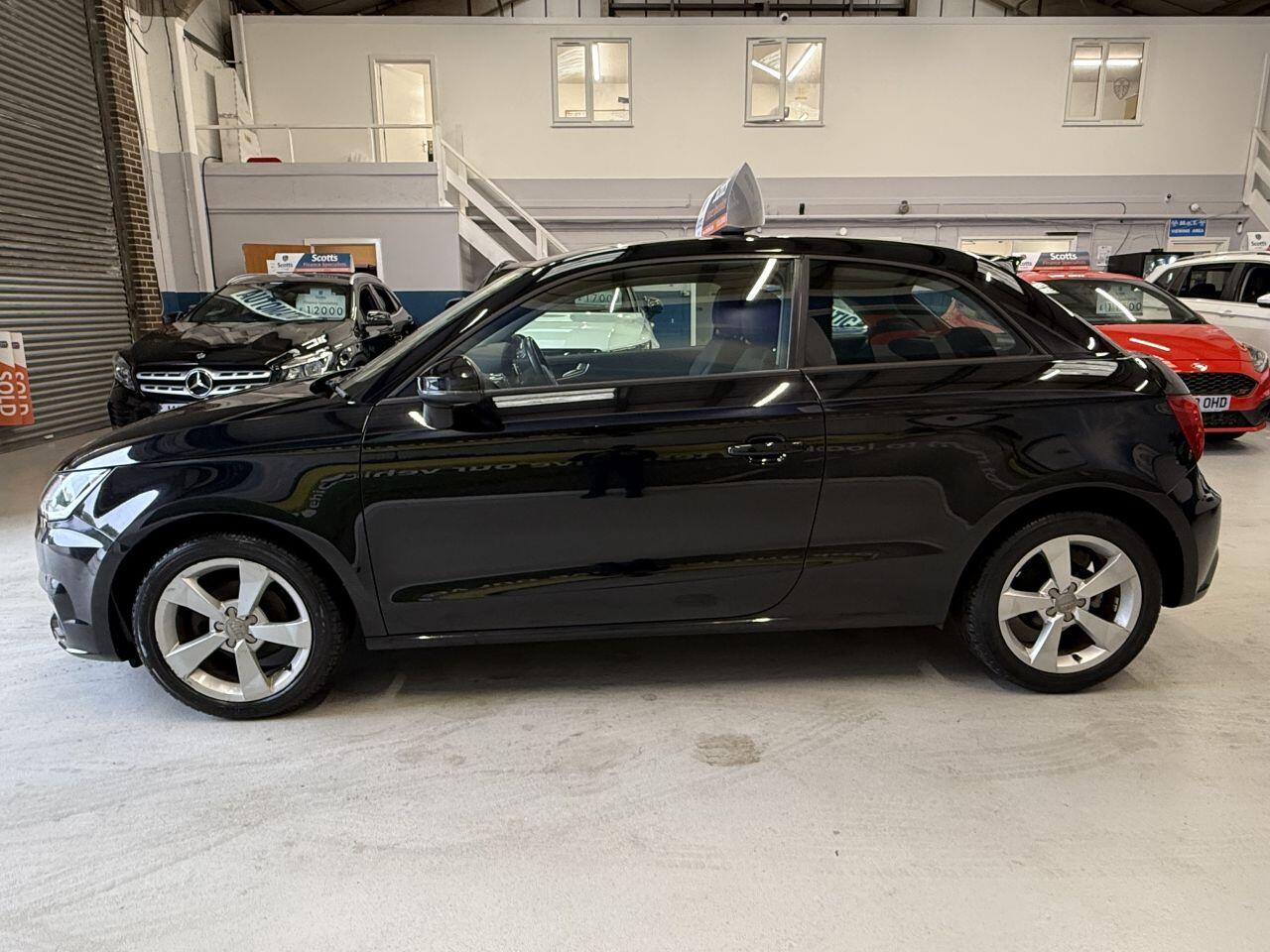 Audi A1 view 5