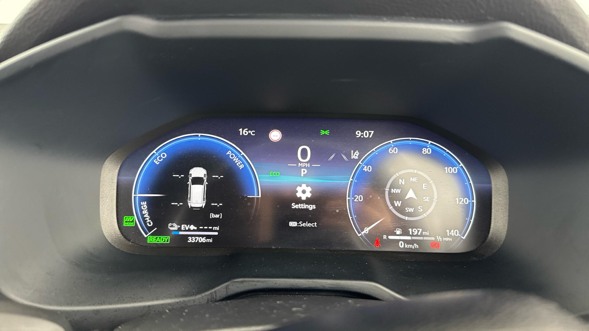 Toyota RAV4 view 13