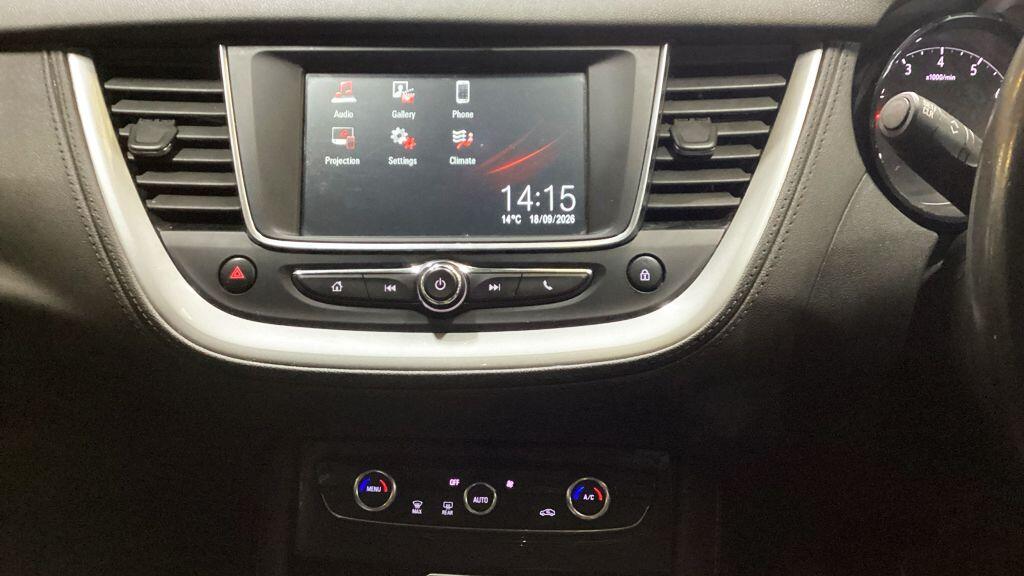 Vauxhall Grandland X view 9