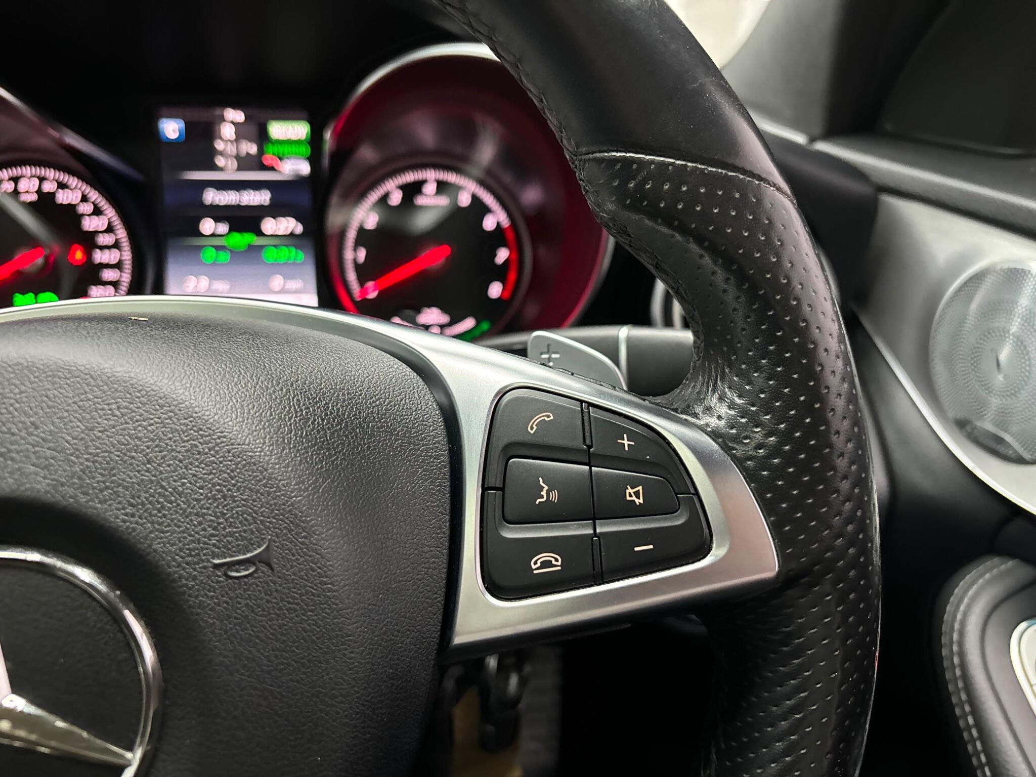 Mercedes-Benz C Class view 13