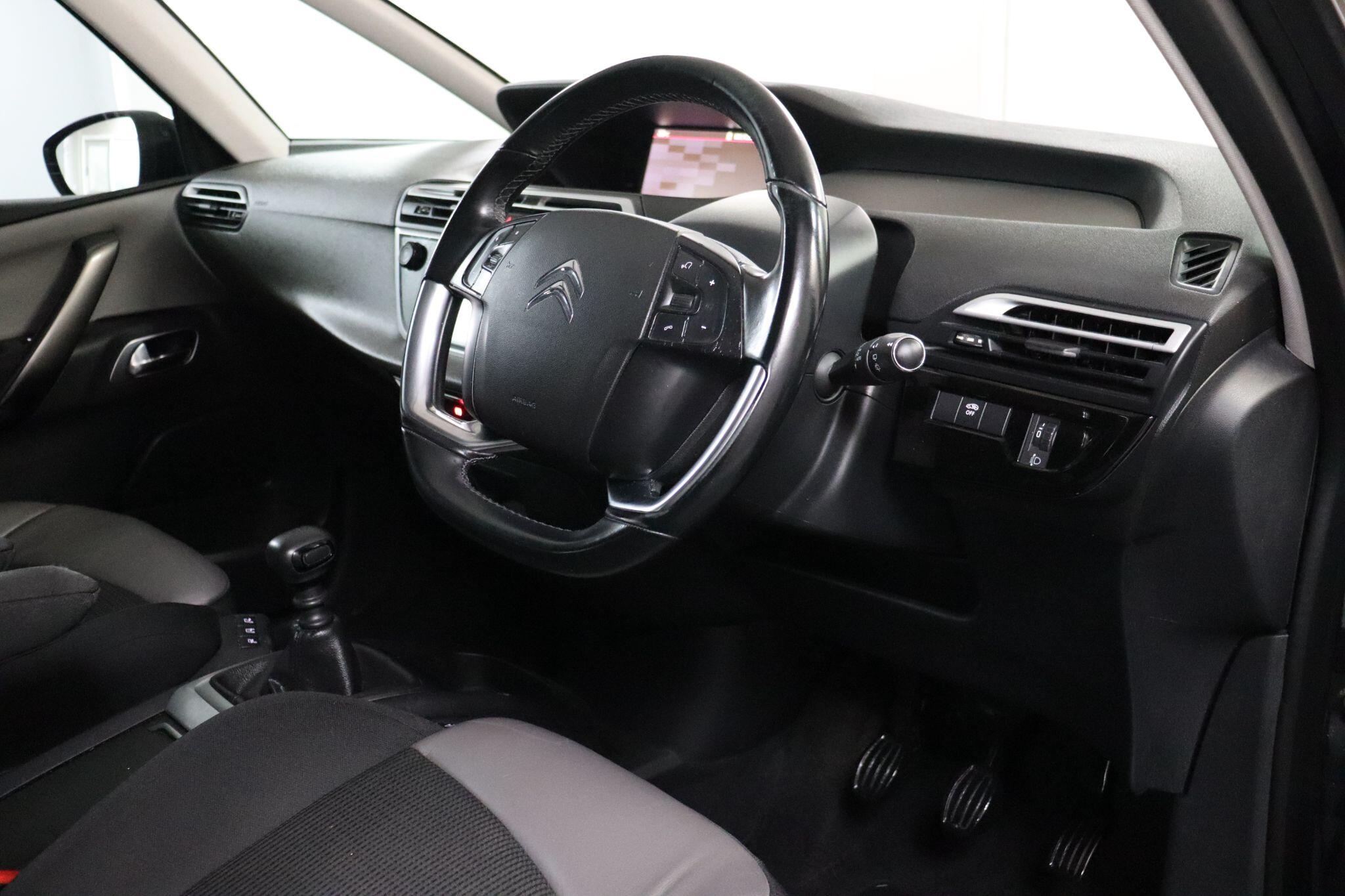 Citroen C4 Spacetourer view 16