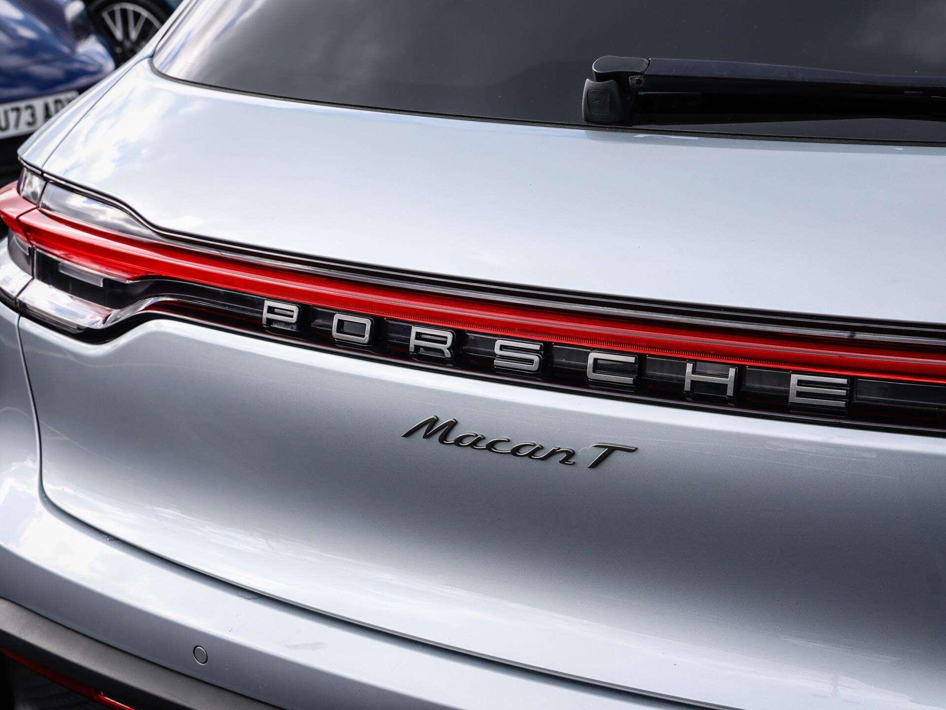 Porsche Macan view 29