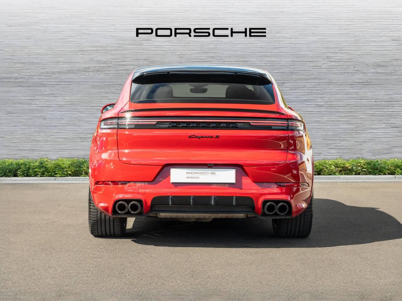 Porsche Cayenne view 7