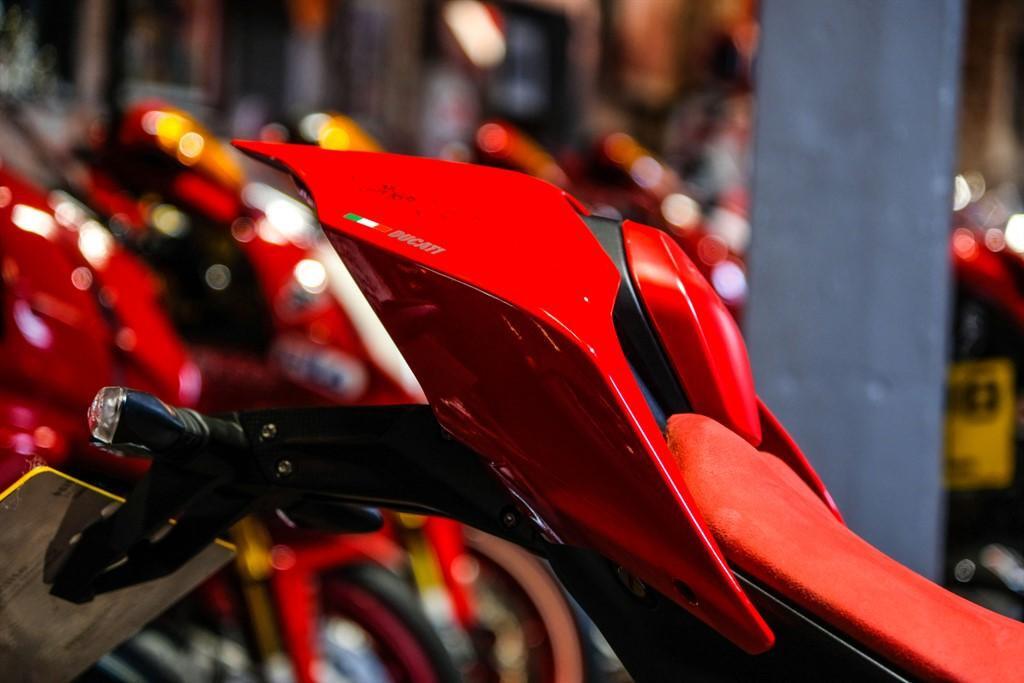 Ducati Panigale V4R view 7
