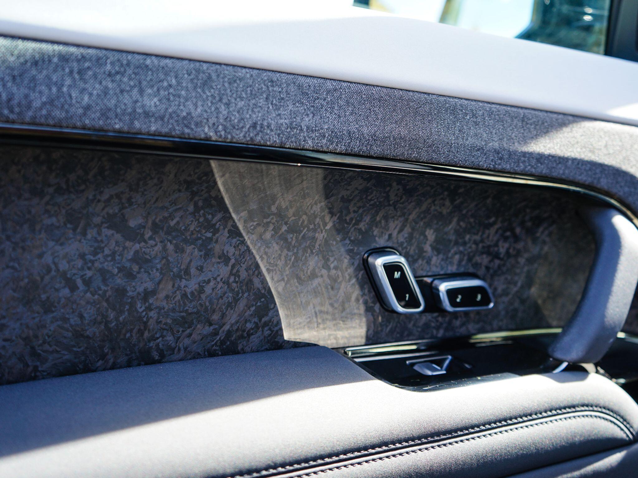 Land Rover Range Rover Sport view 18
