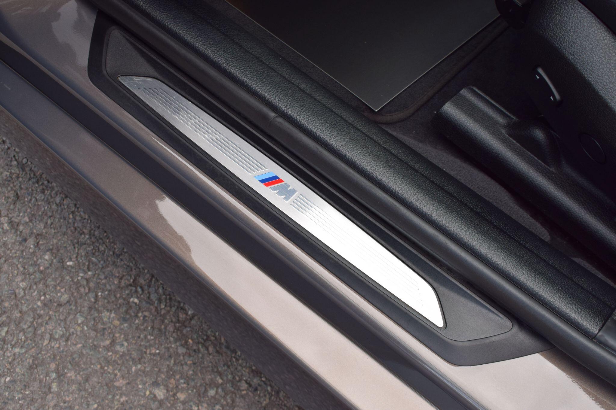 BMW 3 Series view 27