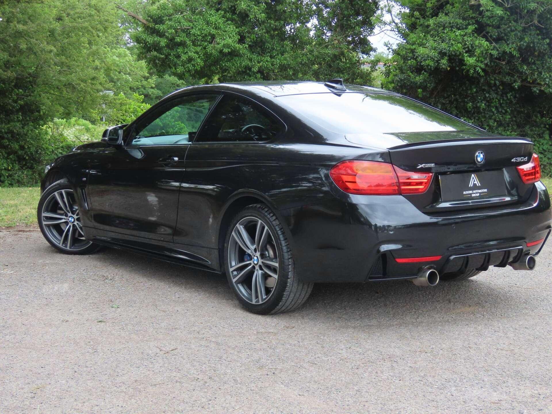 BMW 4 Series view 3