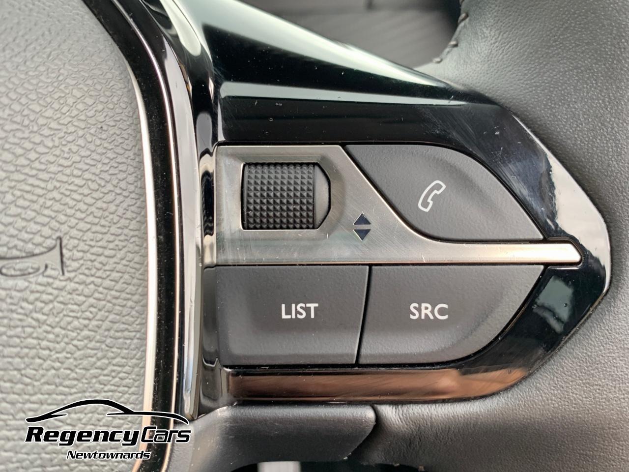 Peugeot 208 view 15