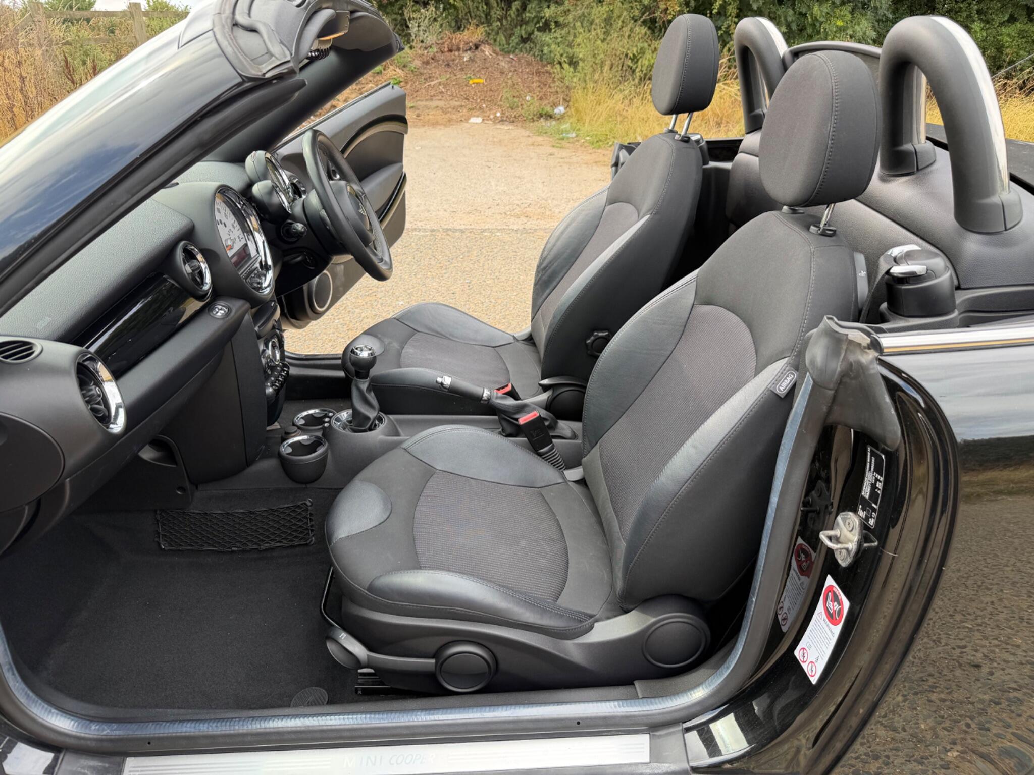 Mini Roadster view 9