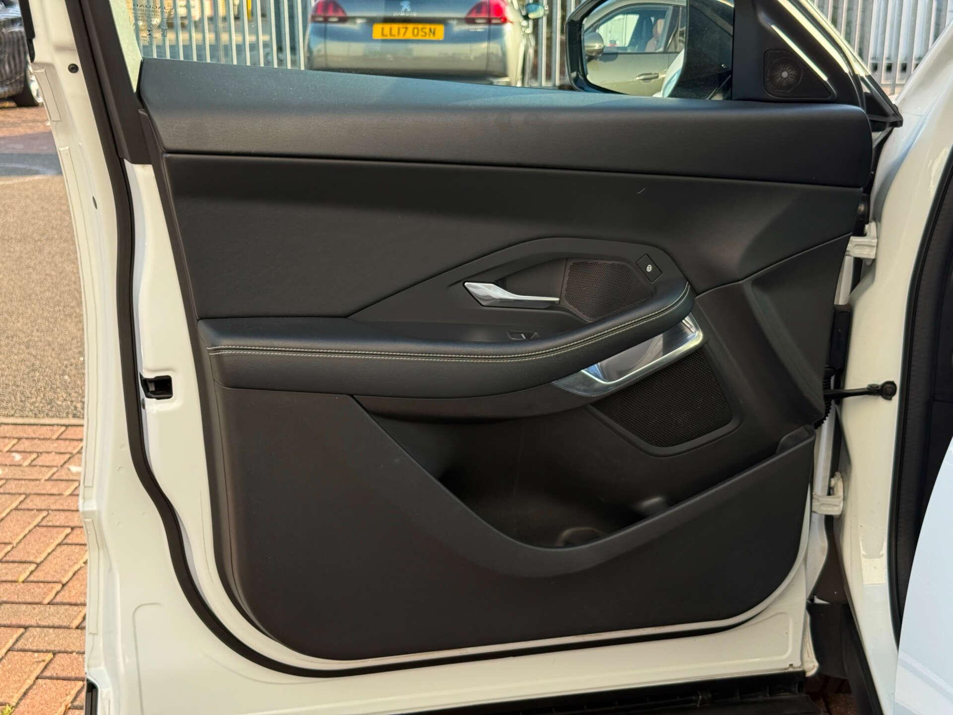 Jaguar E-Pace view 37