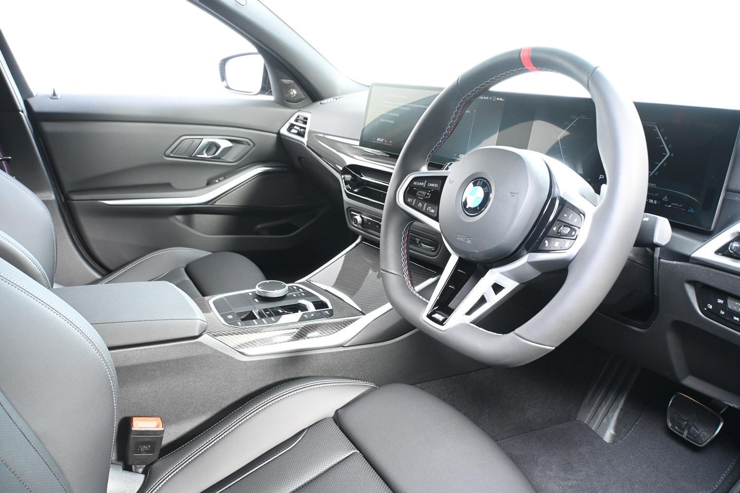 BMW 3 Series view 6