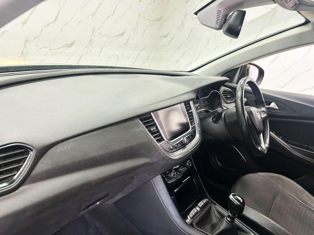 Vauxhall Grandland X view 15