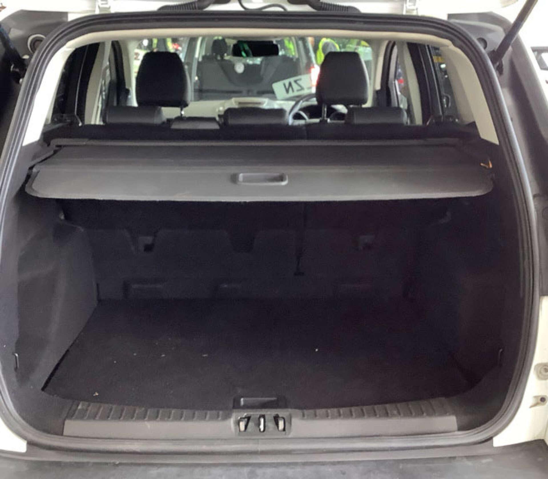 Ford Kuga view 6