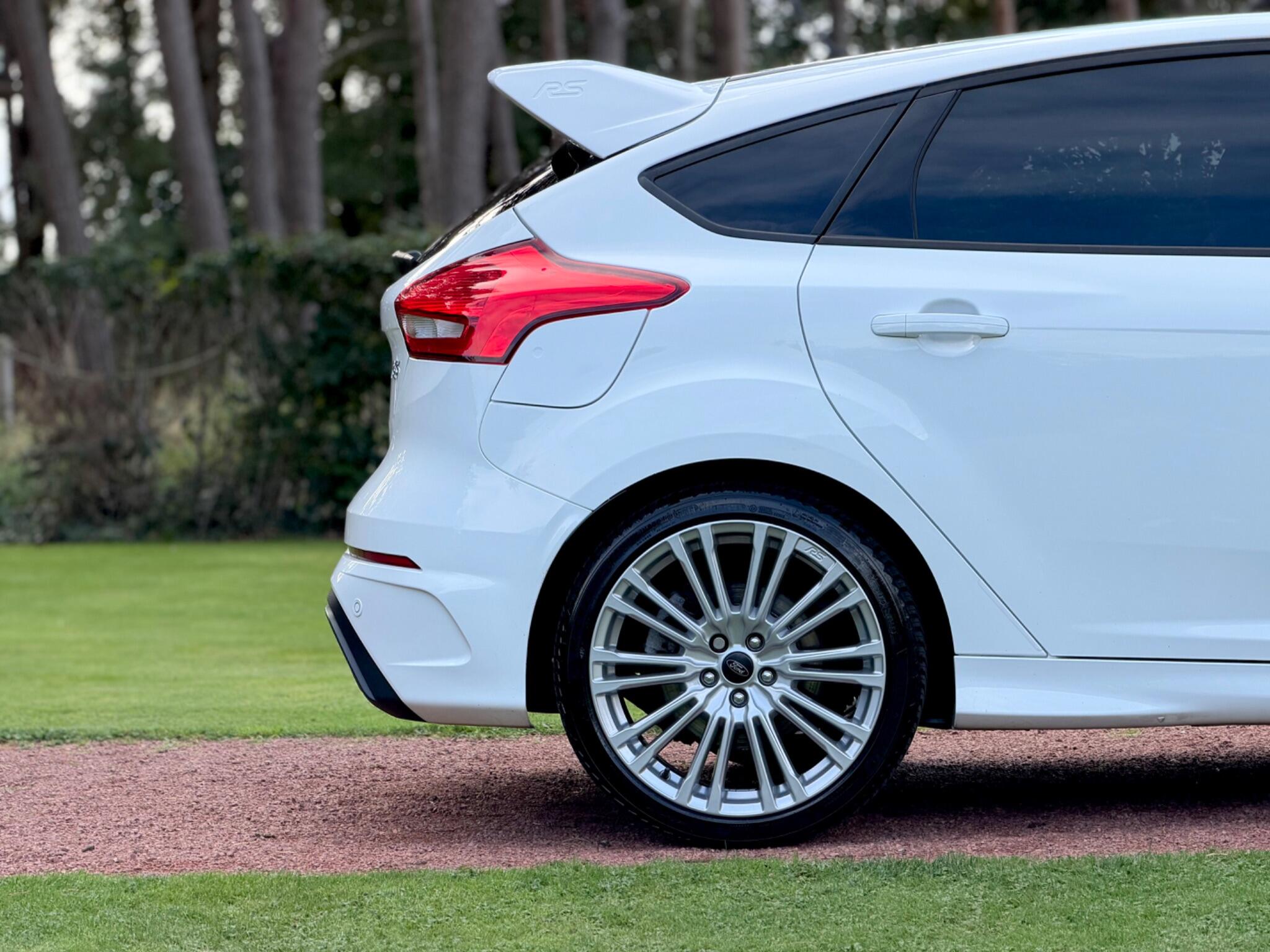 Ford Focus view 47