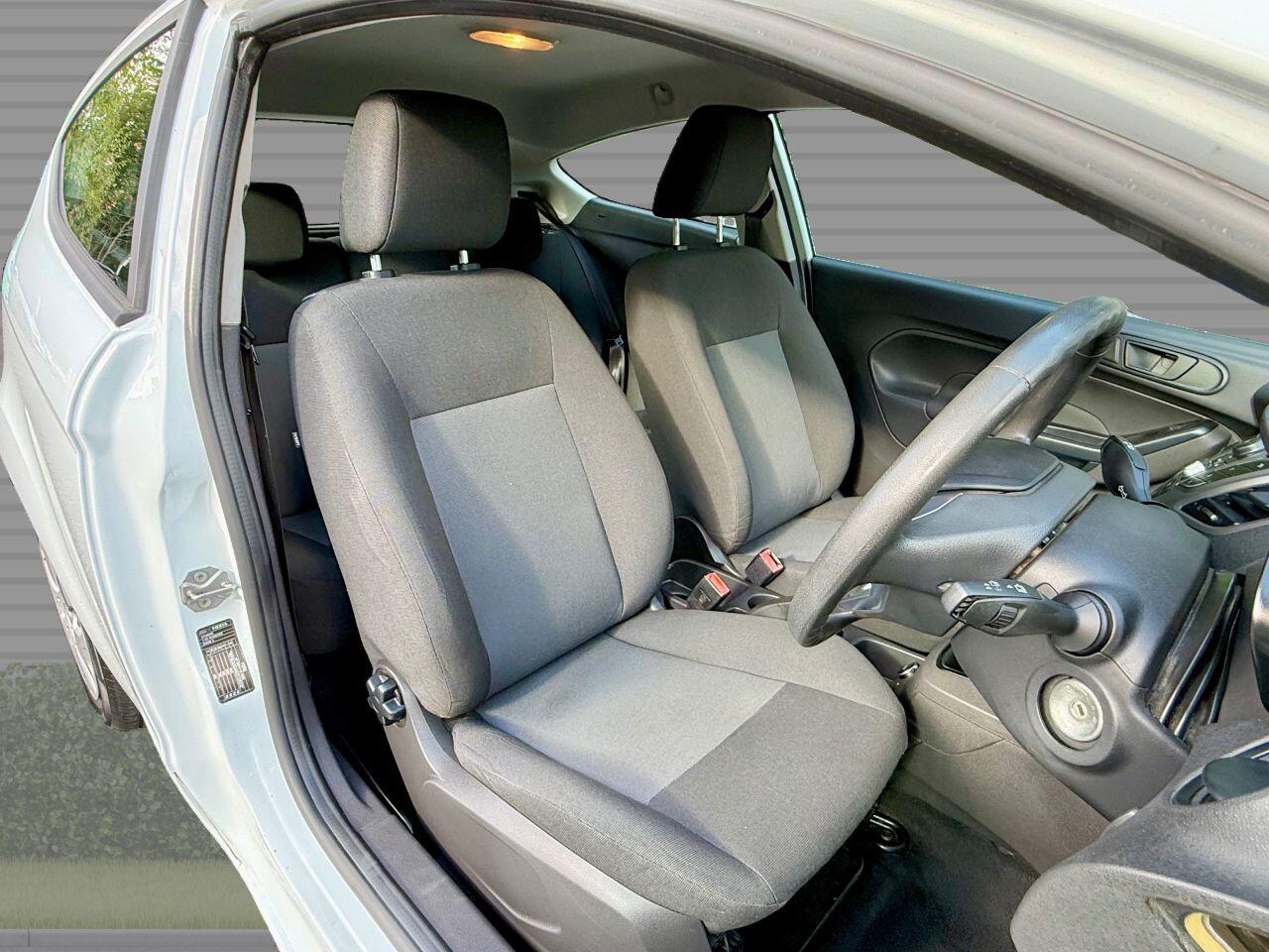 Ford Fiesta view 18