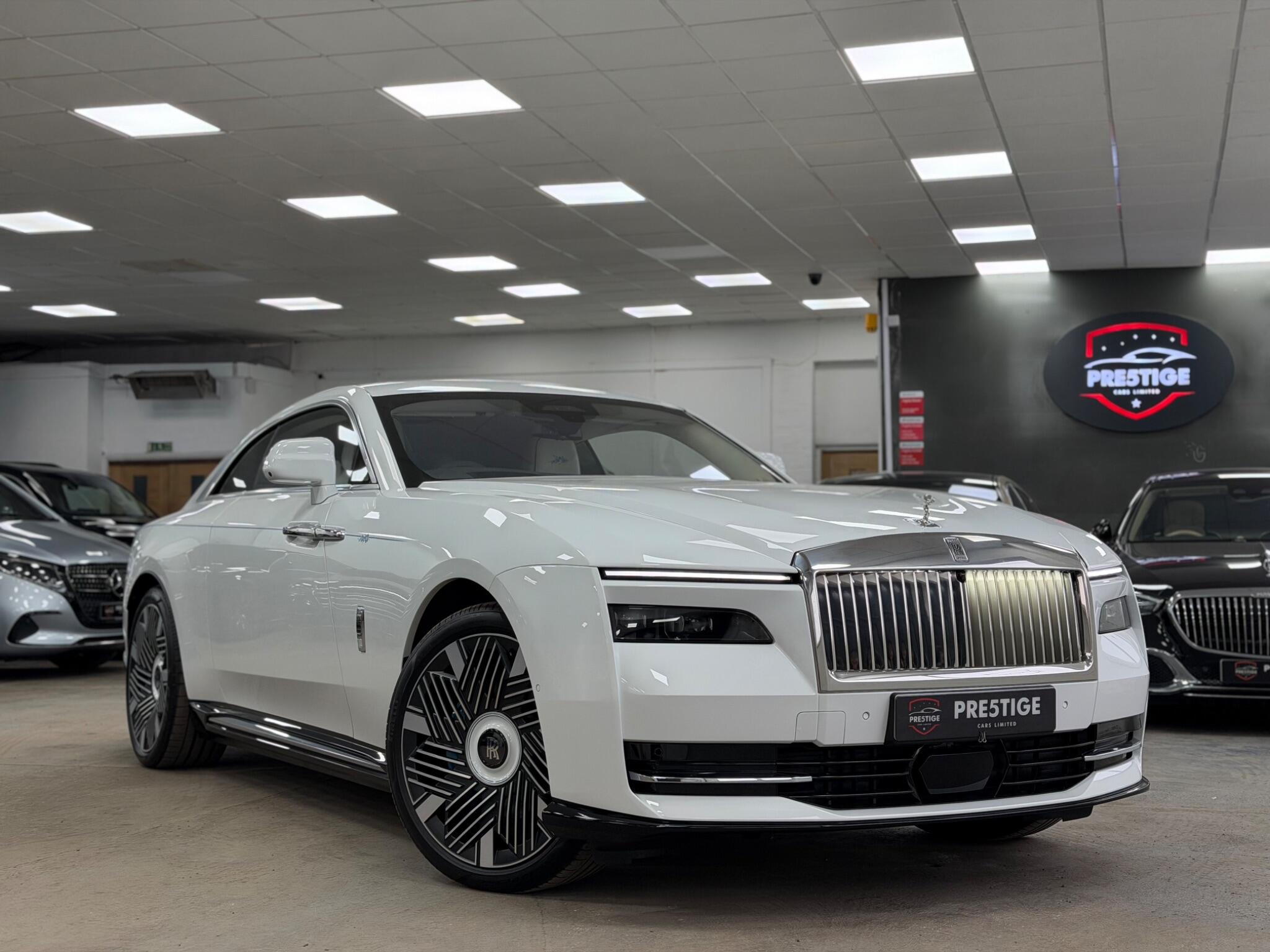 Rolls-Royce Spectre view 4