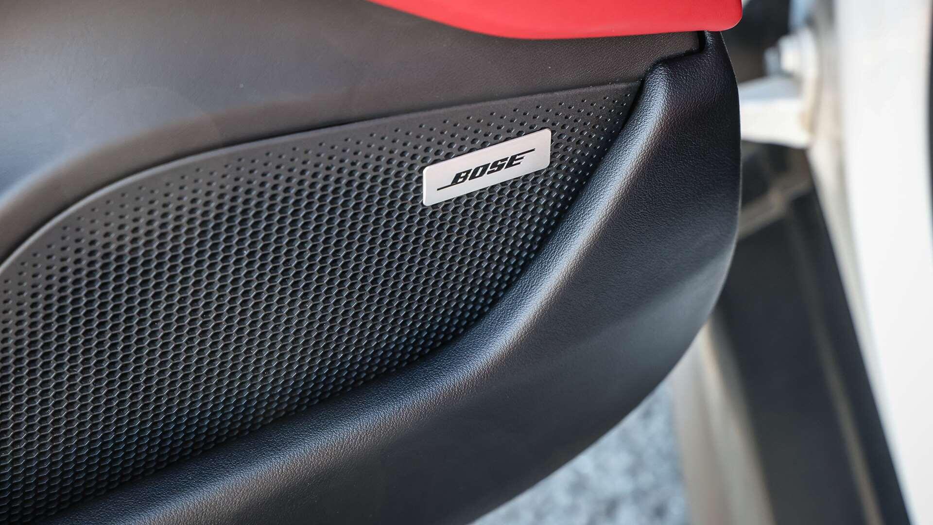 Porsche Taycan view 25