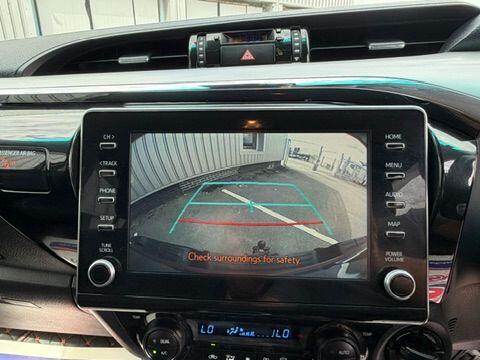 Toyota Hilux view 31