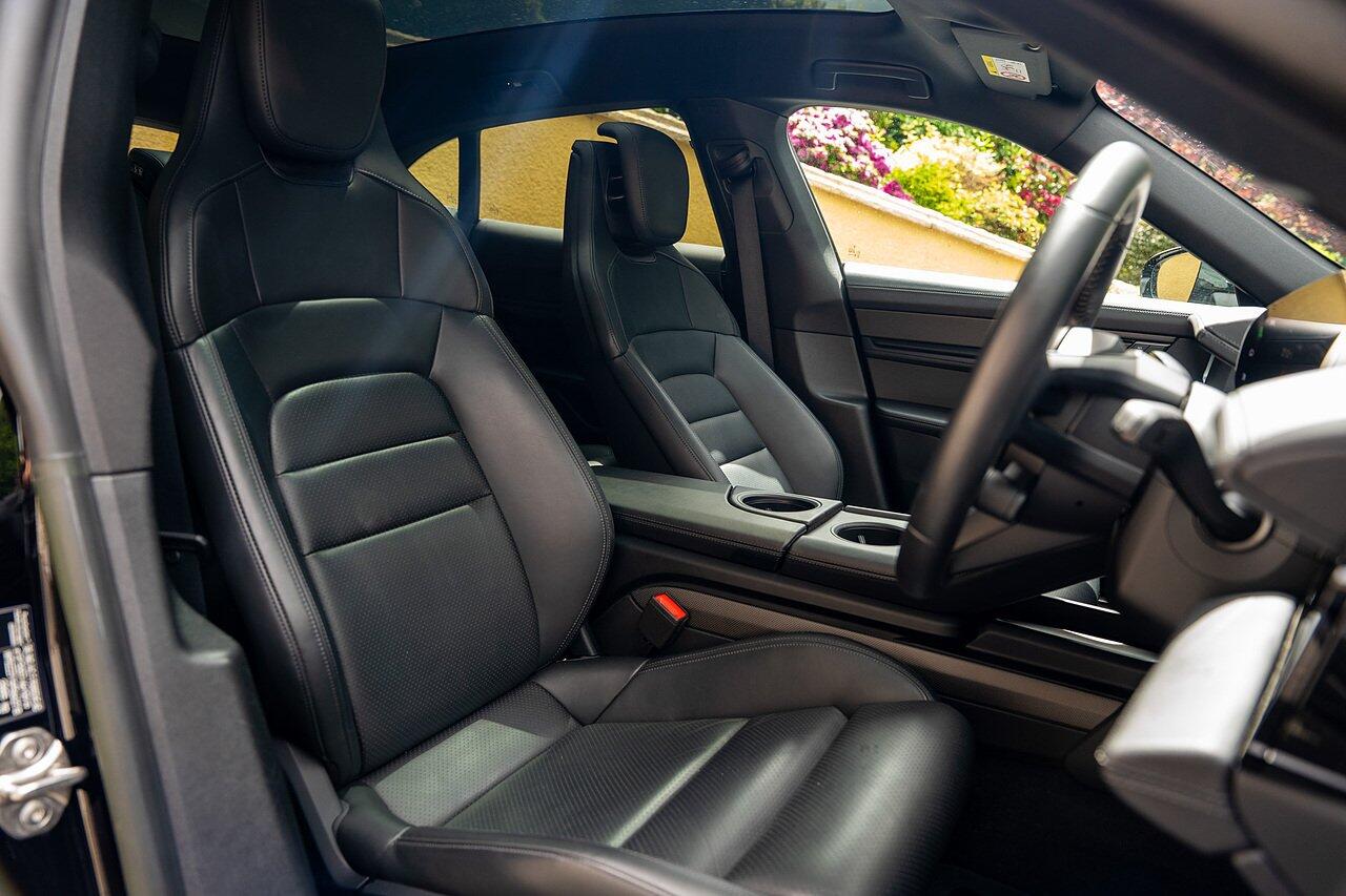 Porsche Taycan view 43