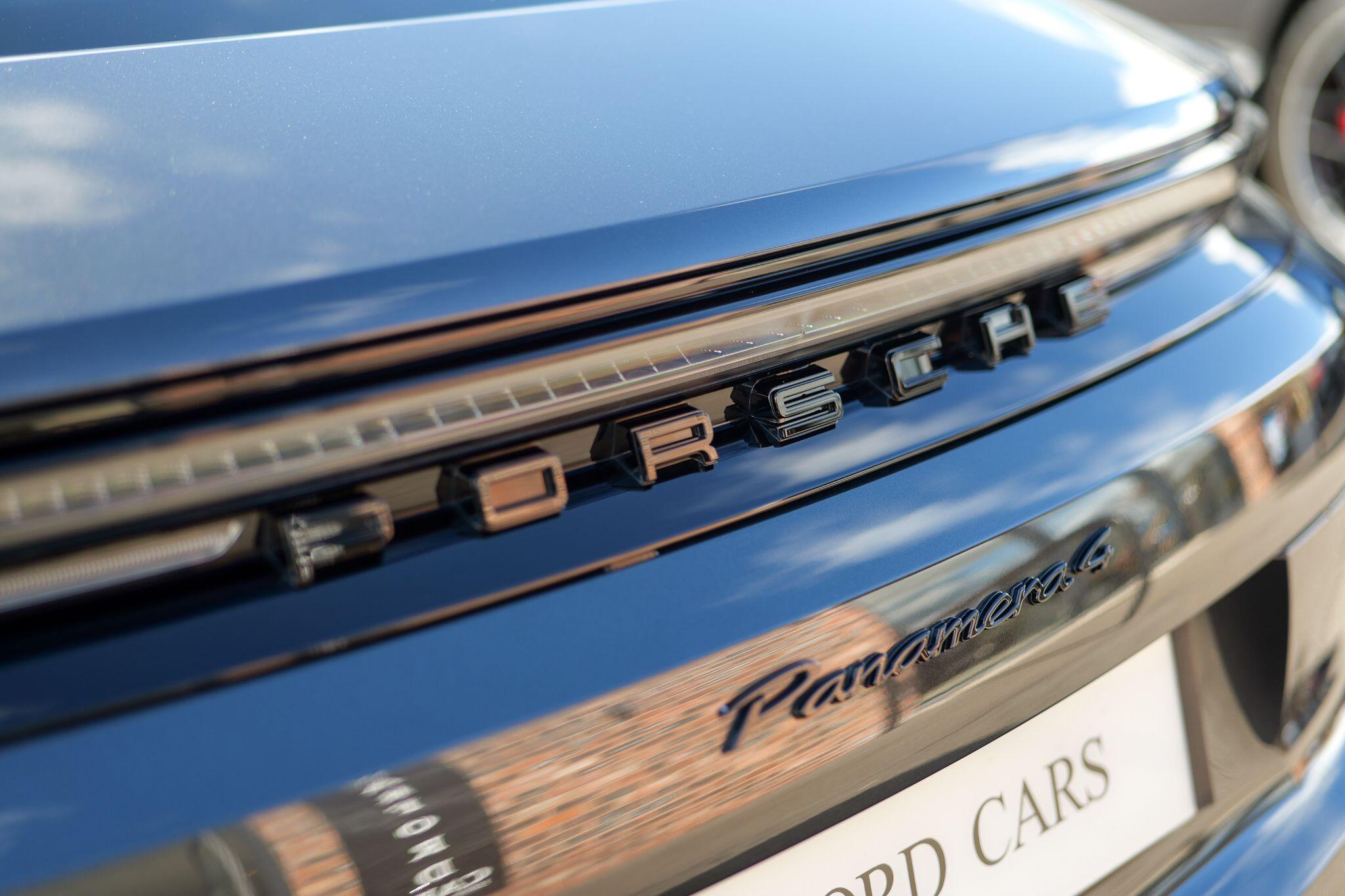 Porsche Panamera view 13