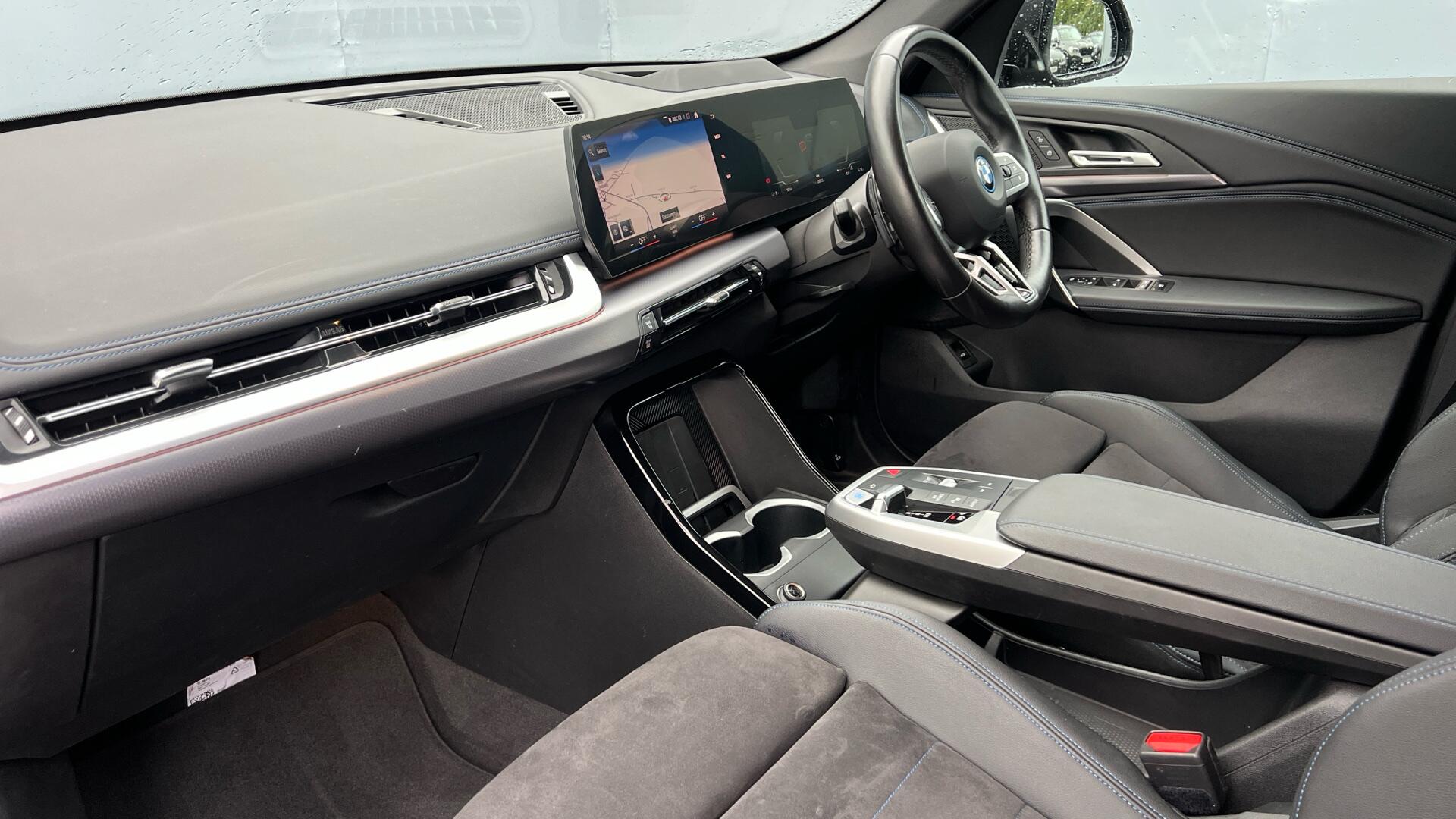 BMW iX1 view 7