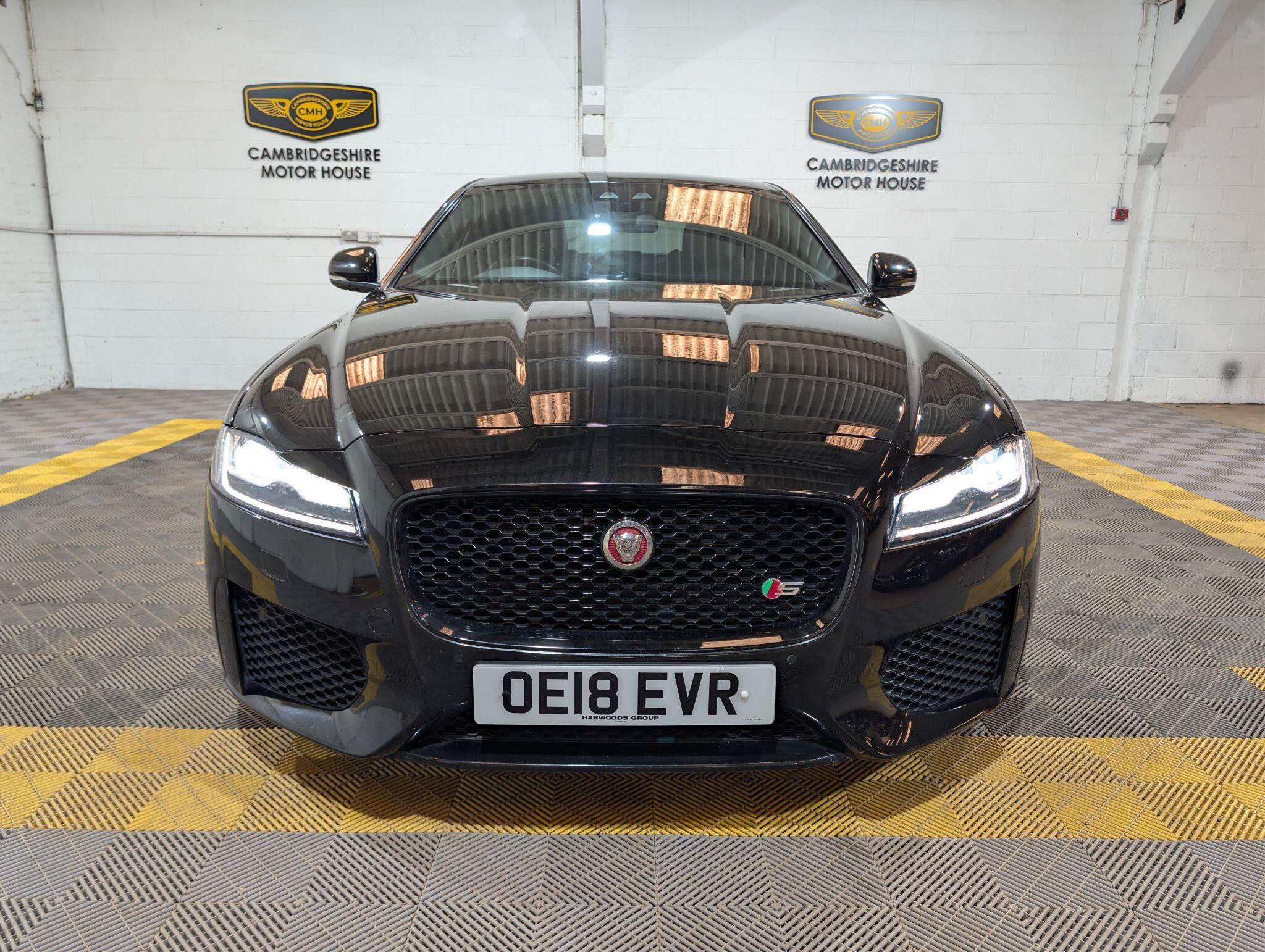 Jaguar XF view 33