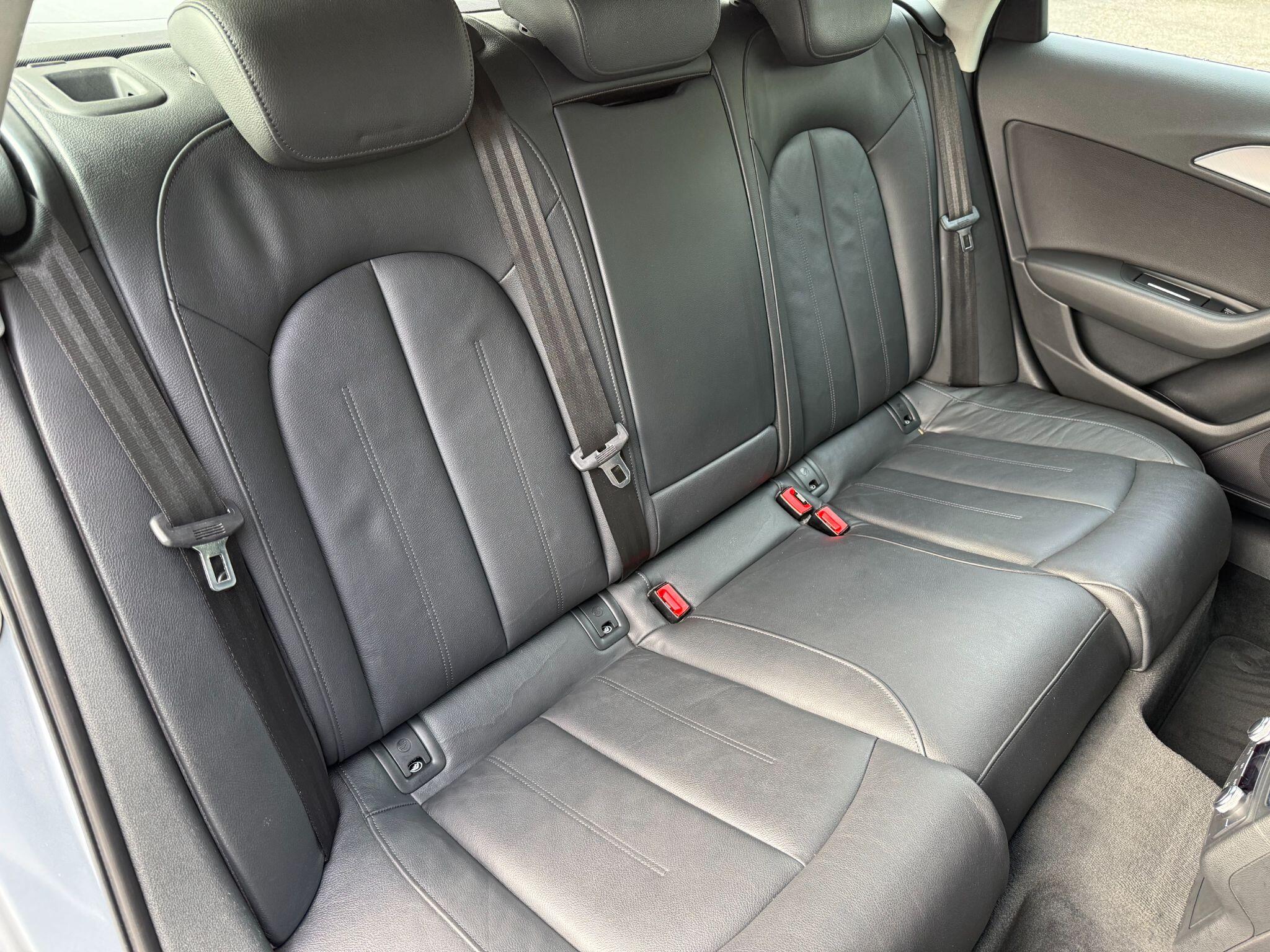 Audi A6 view 17