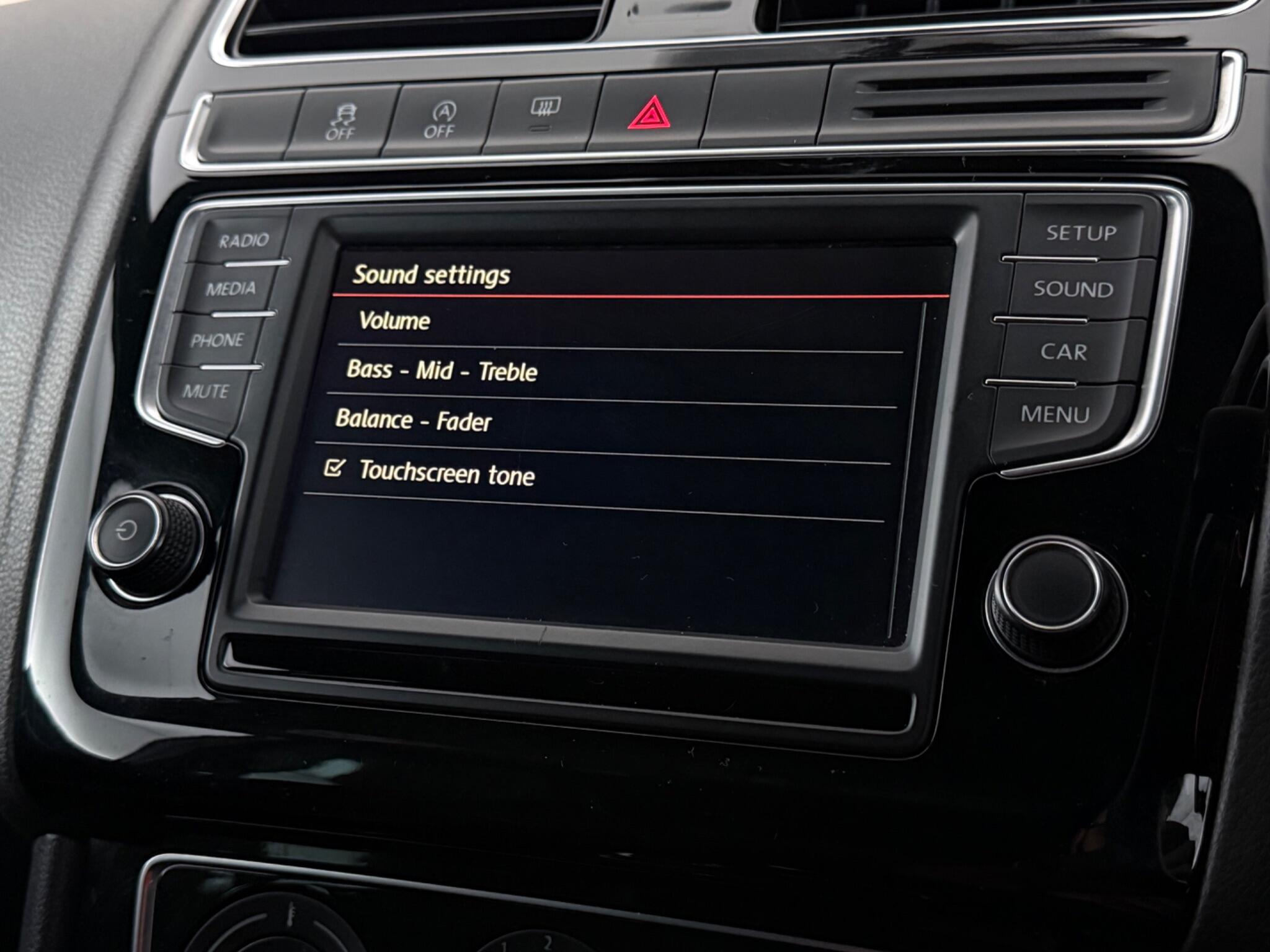 Volkswagen Polo view 22