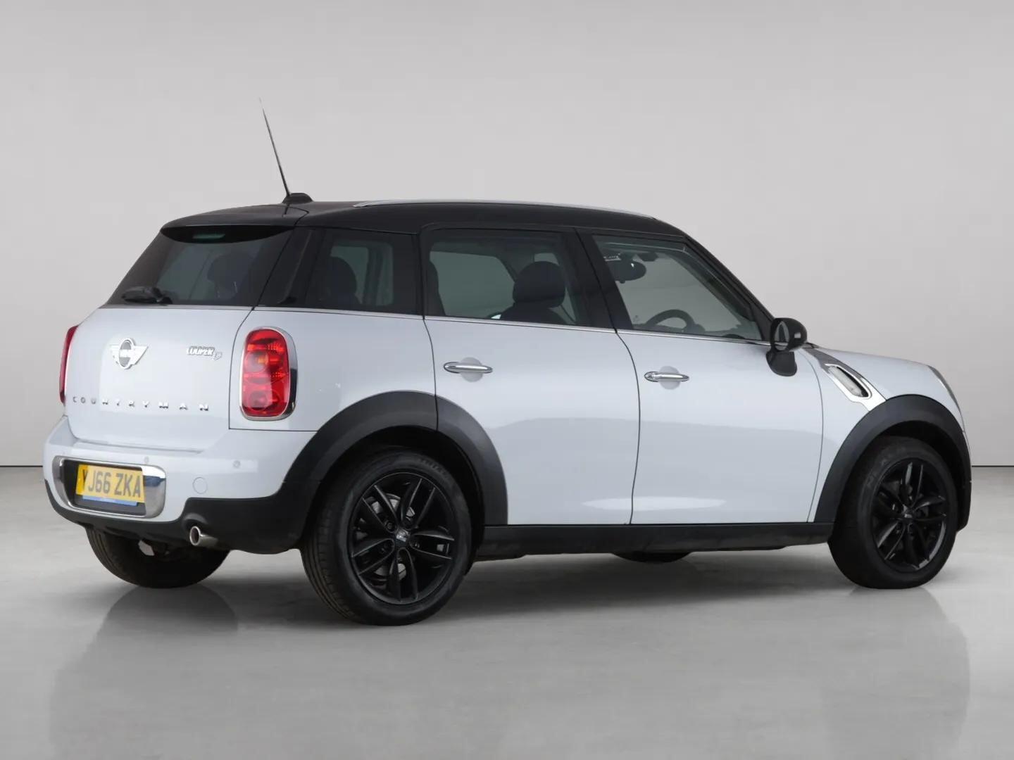 Mini Countryman view 5