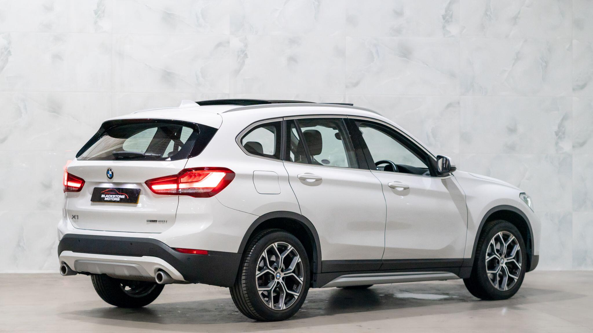 BMW X1 view 7