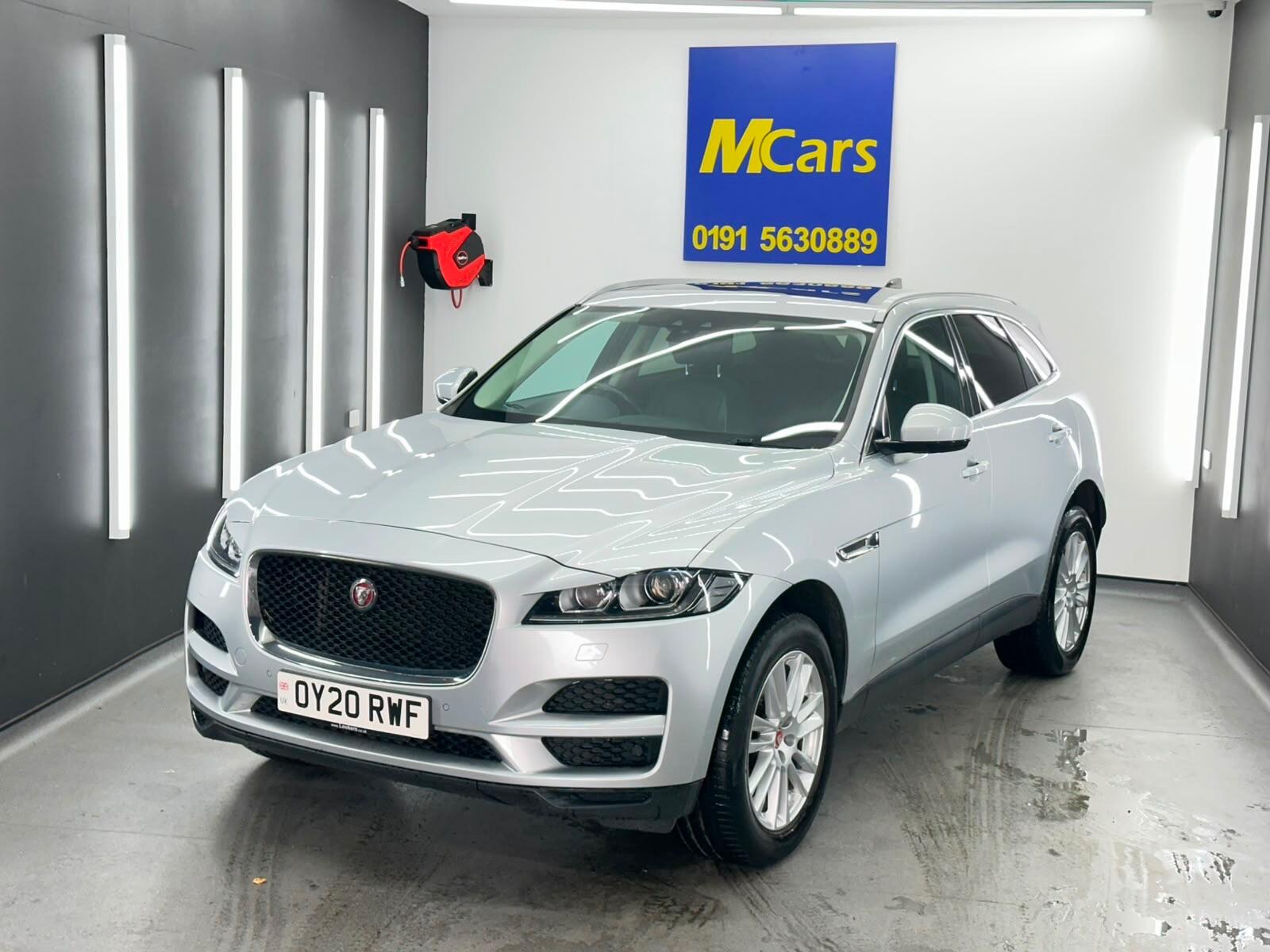 Jaguar F-Pace view 11