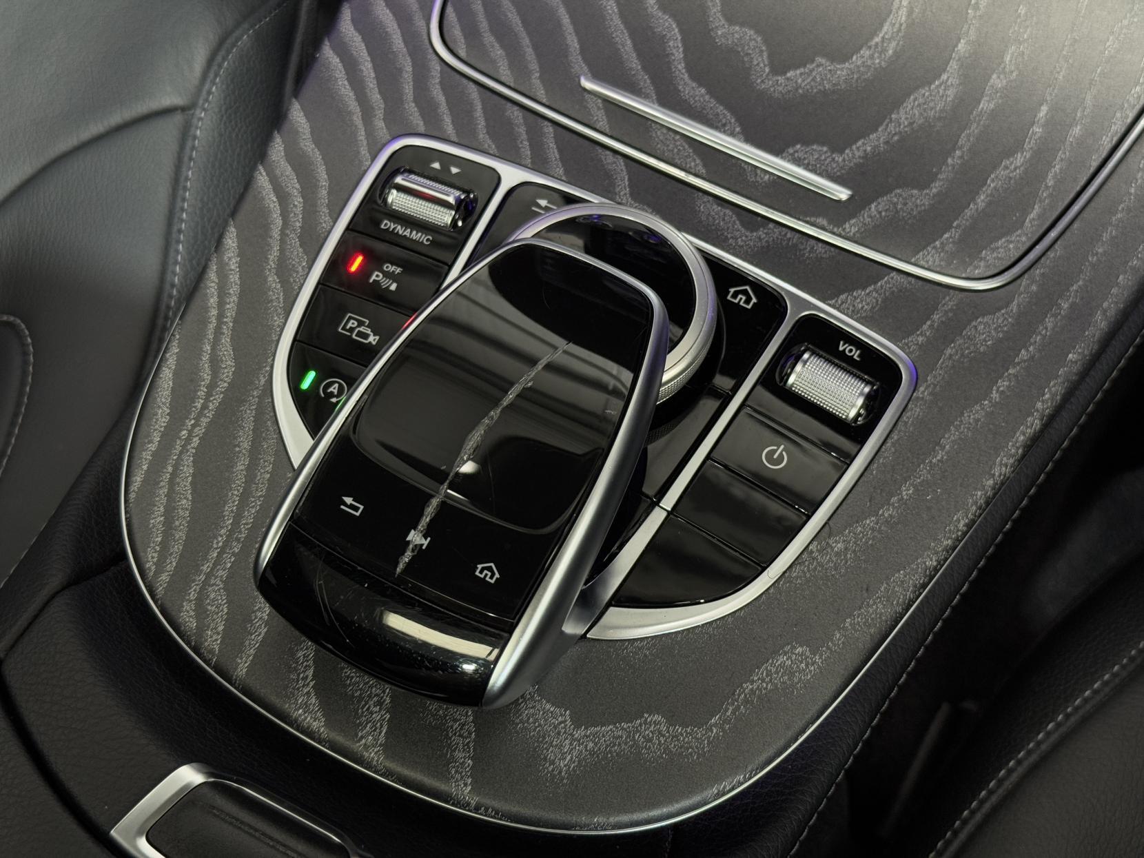 Mercedes-Benz CLS view 39