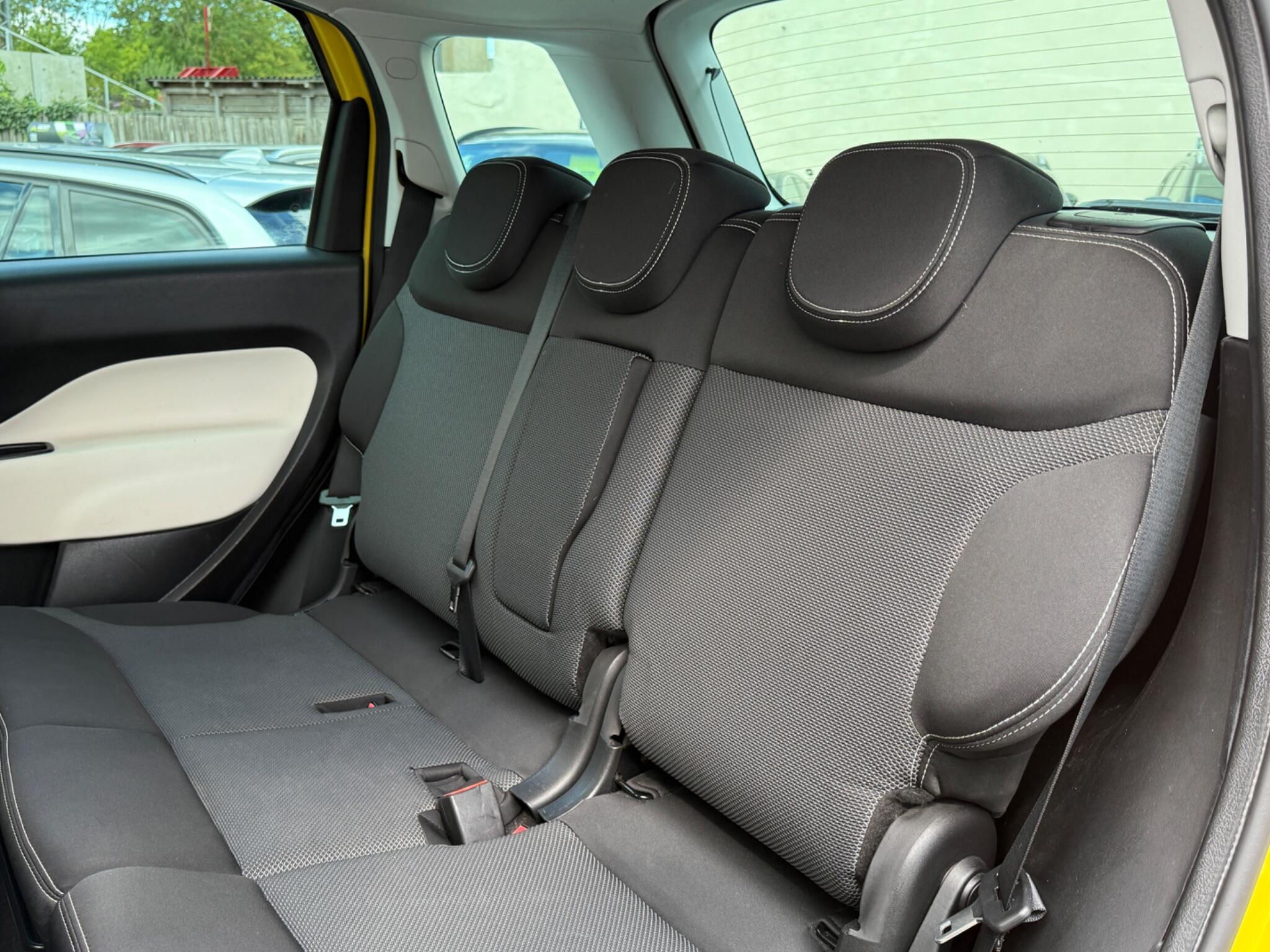 Fiat 500L - Image 49