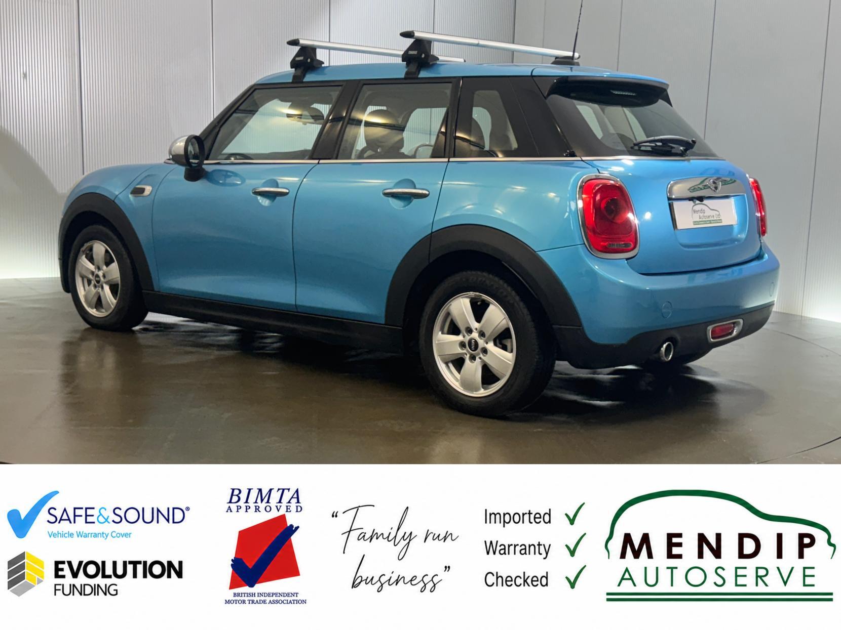 Mini Hatch view 13