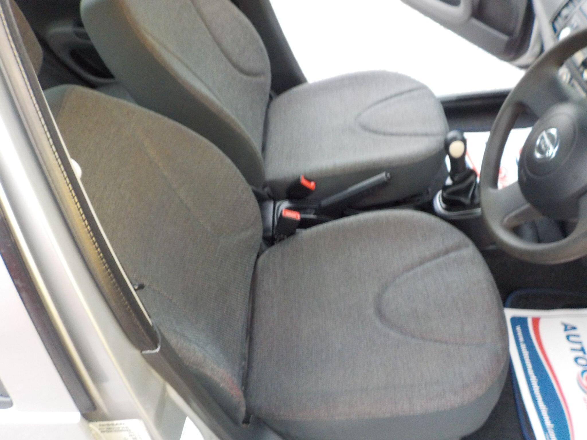 Nissan Micra 1.2 16v S 5dr