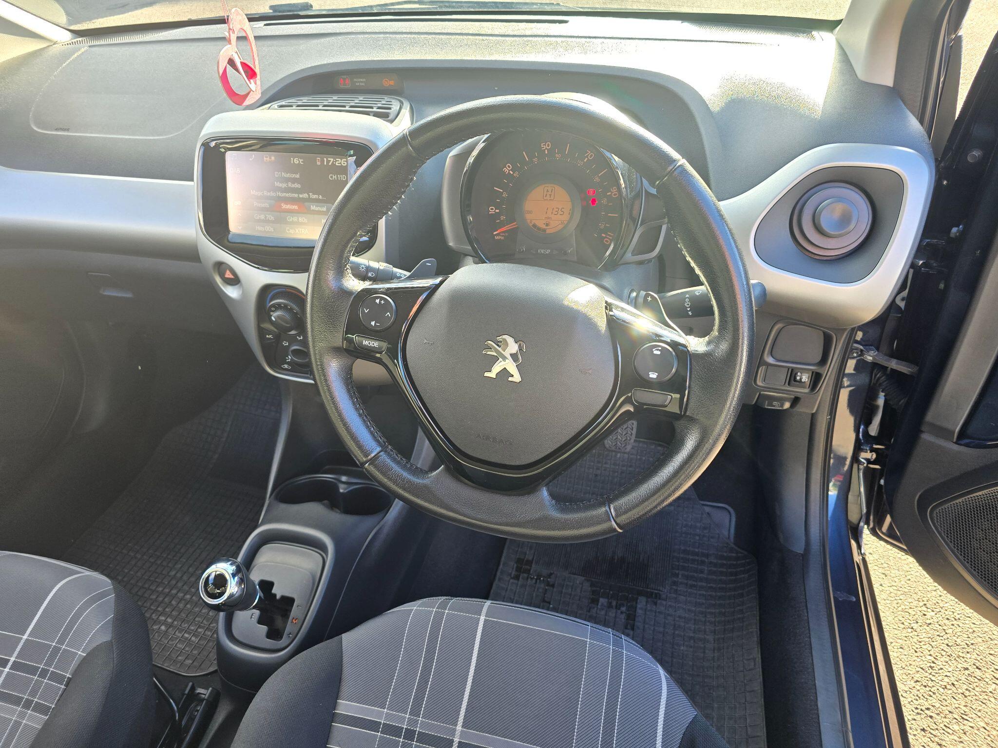 Peugeot 108 view 4