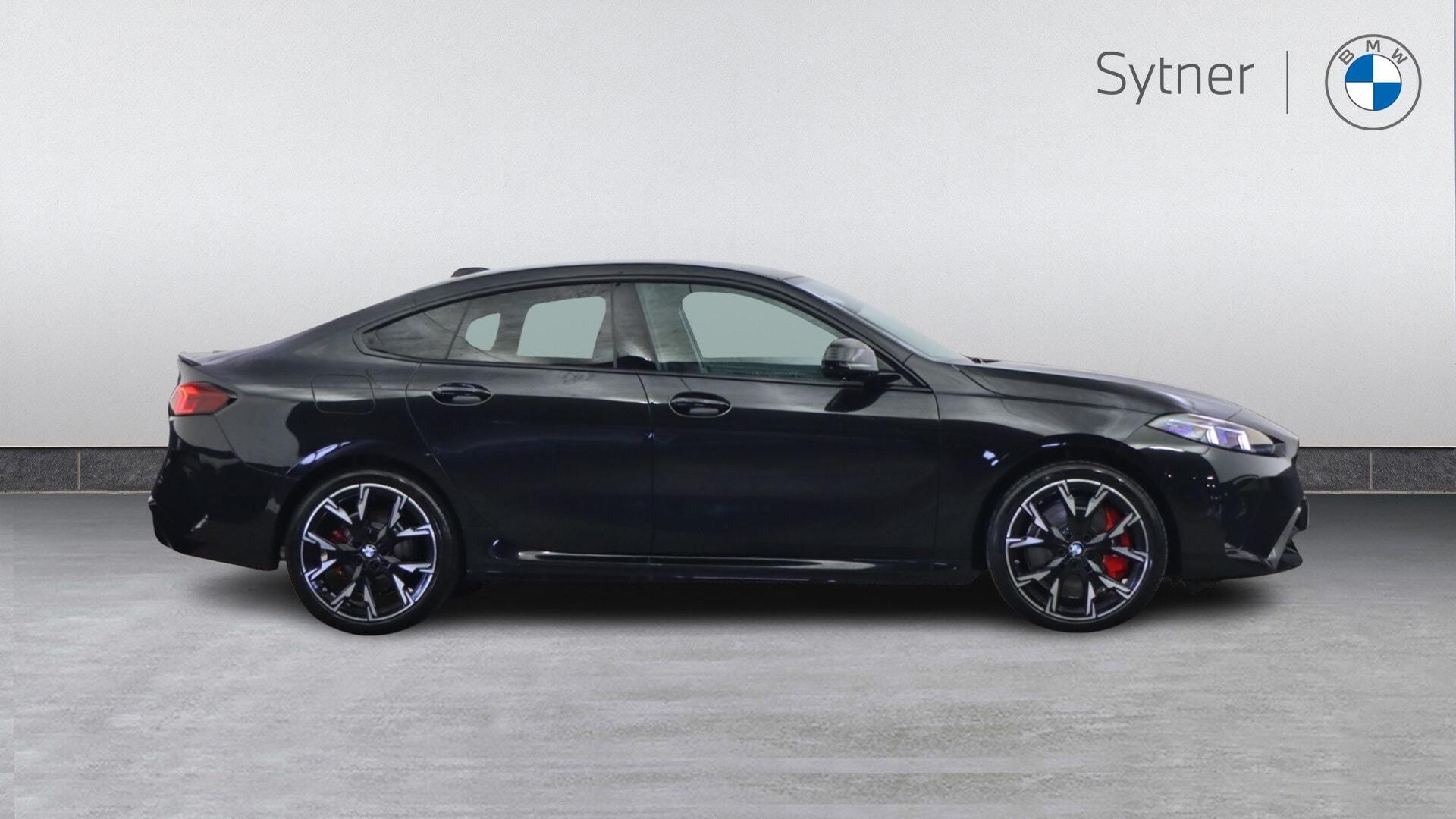 BMW 2 Series view 3