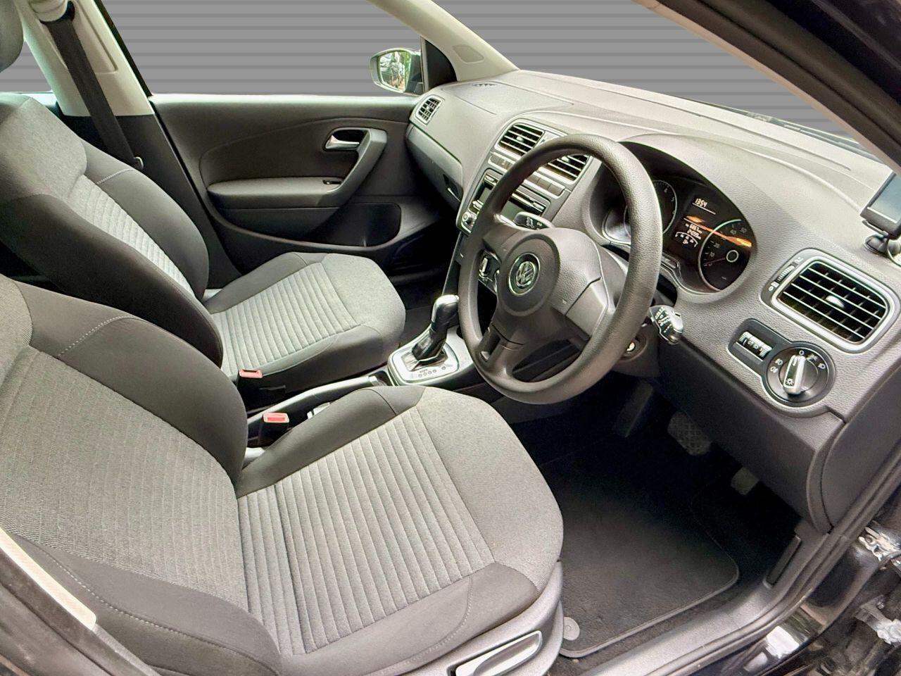 Volkswagen Polo view 13
