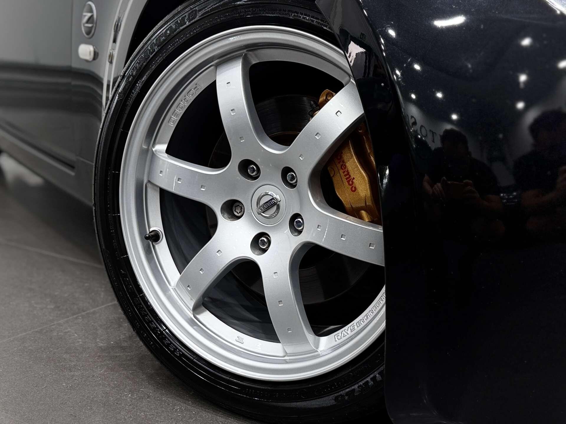Nissan 350Z view 10