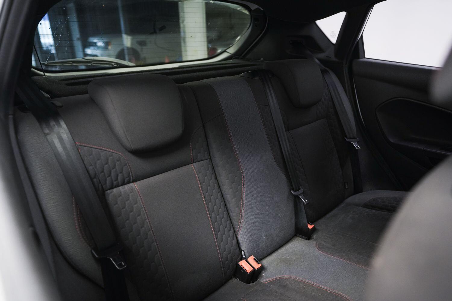 Ford Fiesta view 11