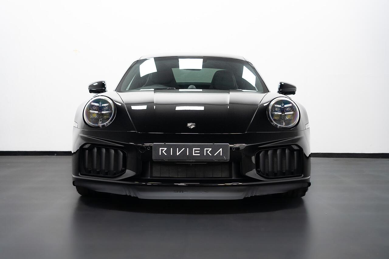 Porsche 911 view 24