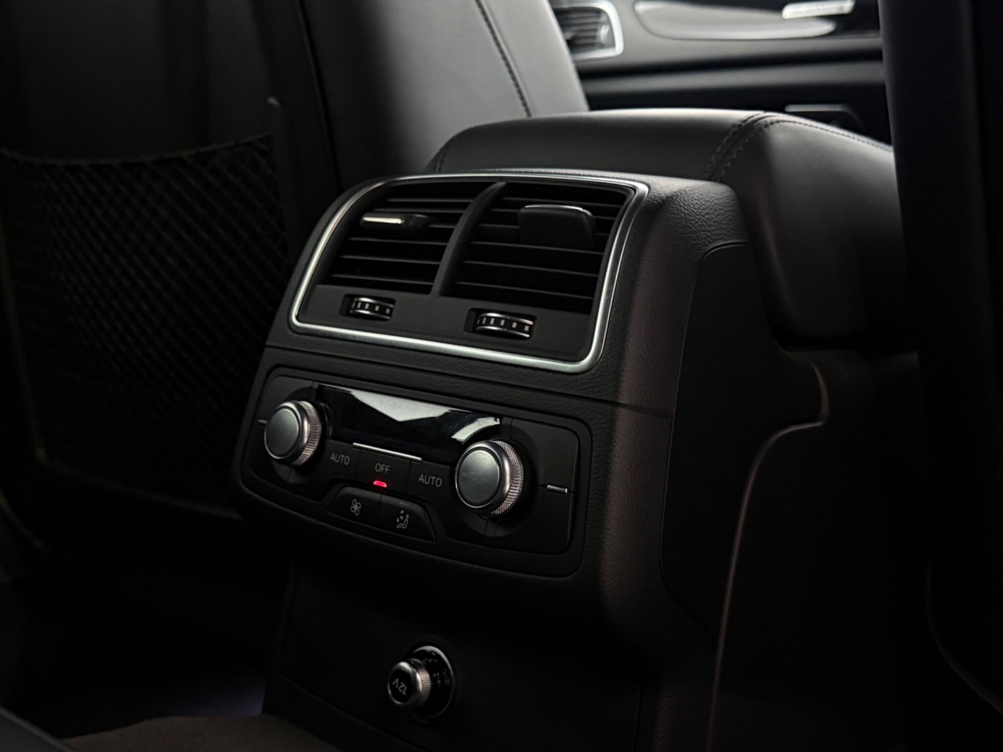 Audi A6 view 38