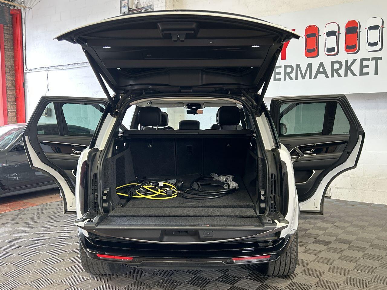Land Rover Range Rover view 15