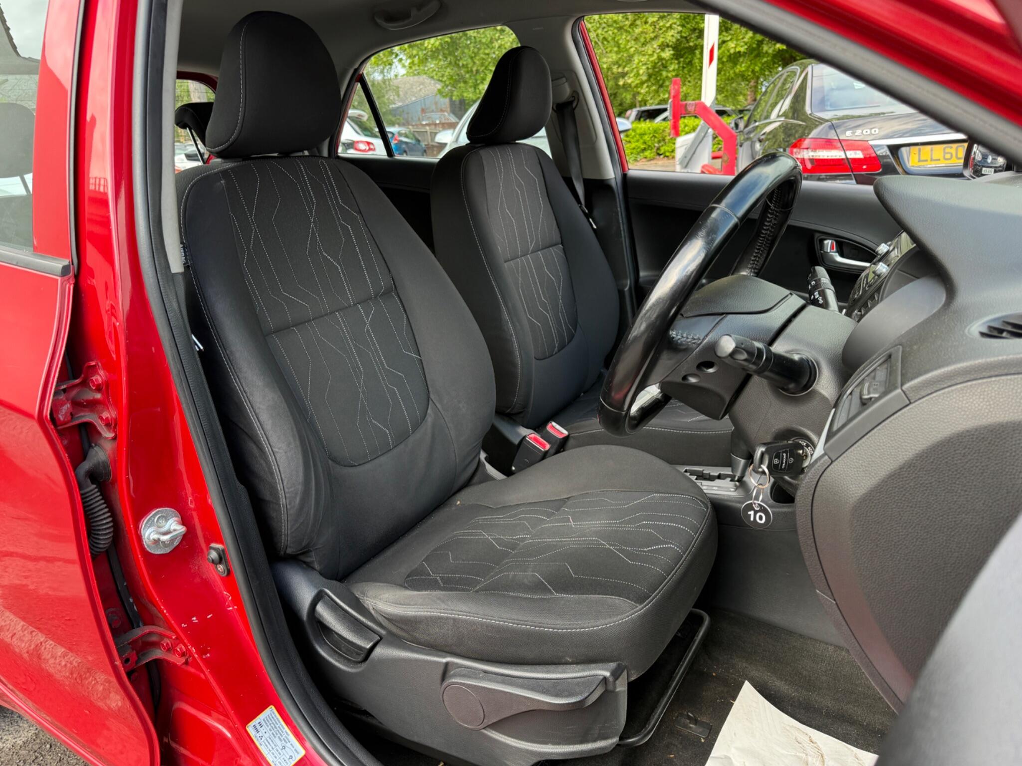 Kia Picanto - Image 32