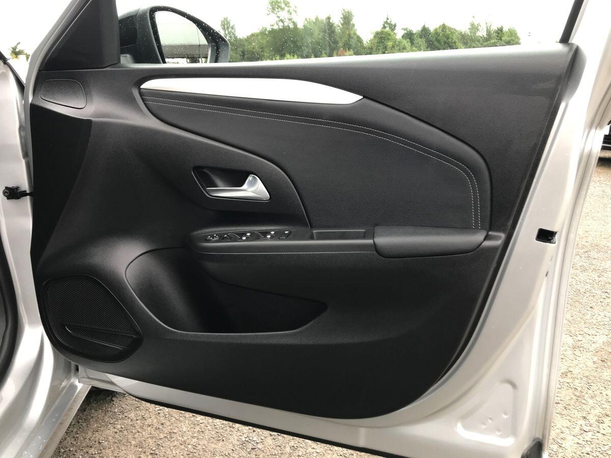 Vauxhall Corsa view 17