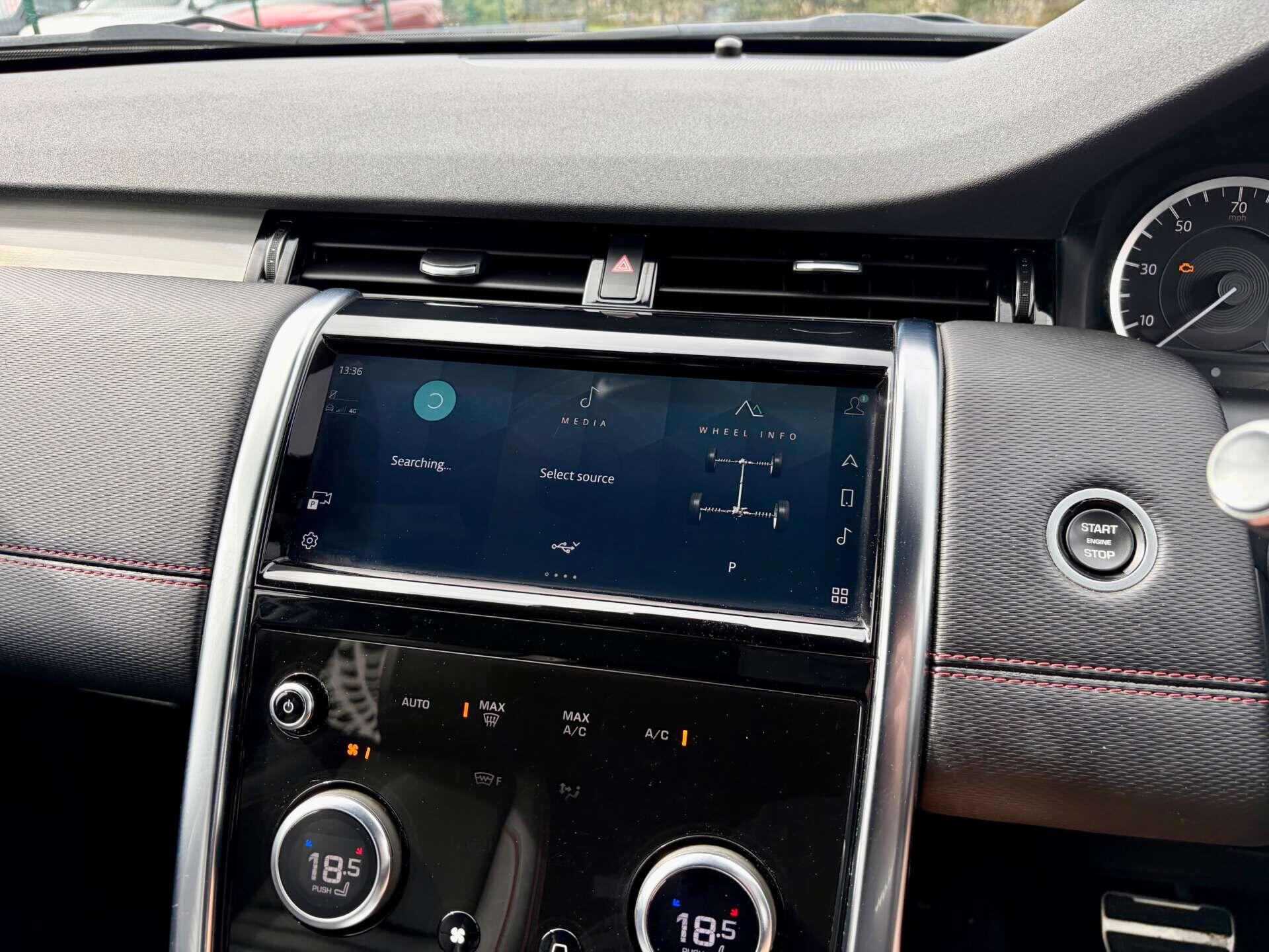 Land Rover Discovery Sport view 47