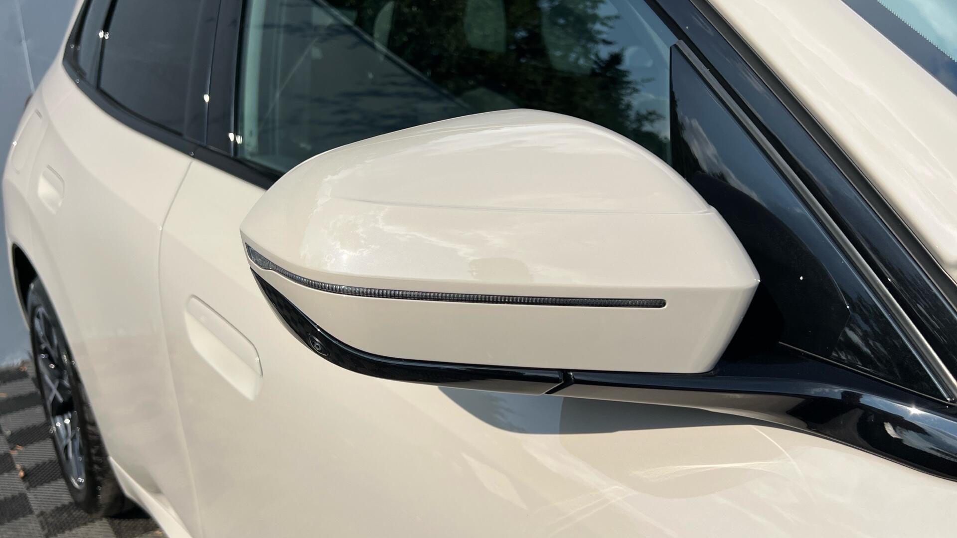 BMW X3 view 26