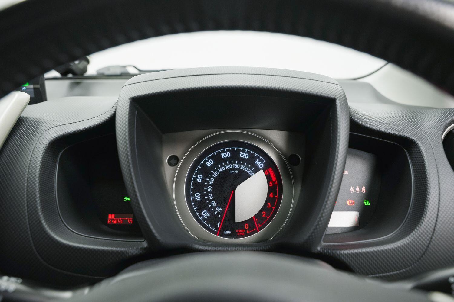 Toyota Urban Cruiser view 23