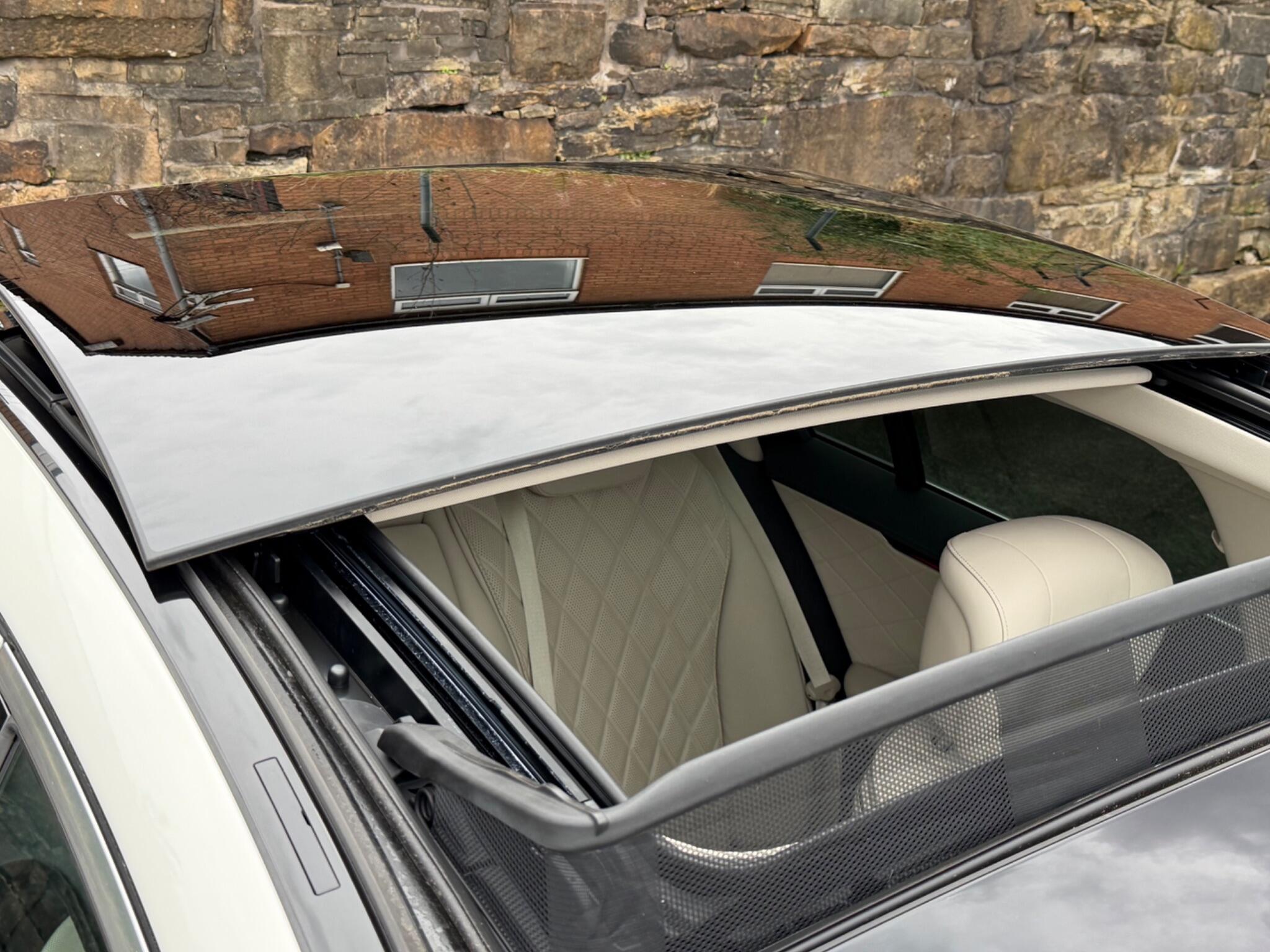 Mercedes-Benz S-Class view 9